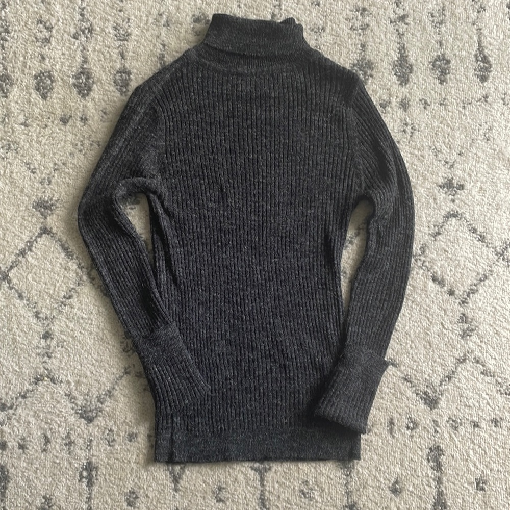 Grey knit turtle neck